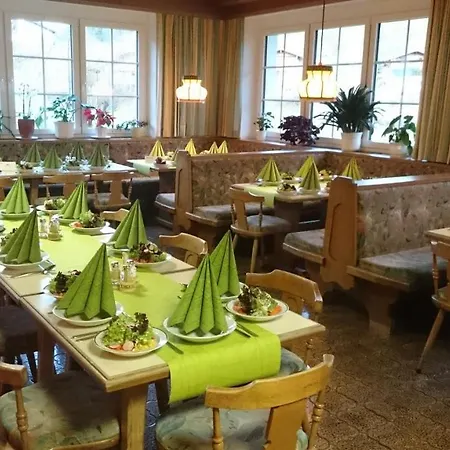 Hotel Jugendhotel Angerhof 3*