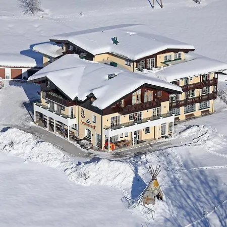 Jugendhotel Angerhof Hotel Oberau