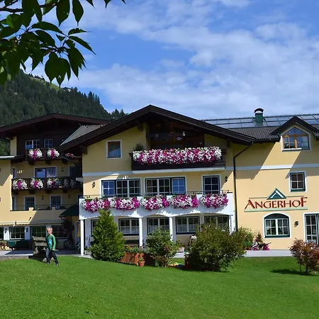 Hotel Jugendhotel Angerhof 3*
