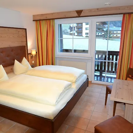 Hotel Jugendhotel Angerhof 3*