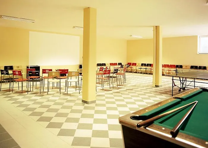 Jugendhotel Angerhof Og Hotel Oberau