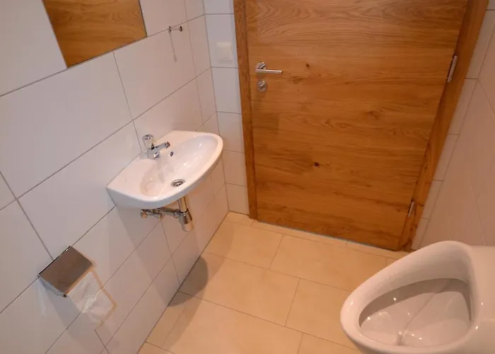 Jugendhotel Angerhof Og Hotel