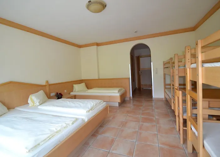 Jugendhotel Angerhof Og Hotel 3*