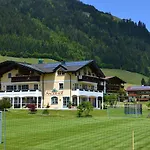 فندق Jugendhotel Angerhof Og