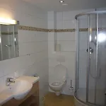 Jugendhotel Angerhof Og فندق 3*