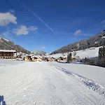 Jugendhotel Angerhof Og Oberau