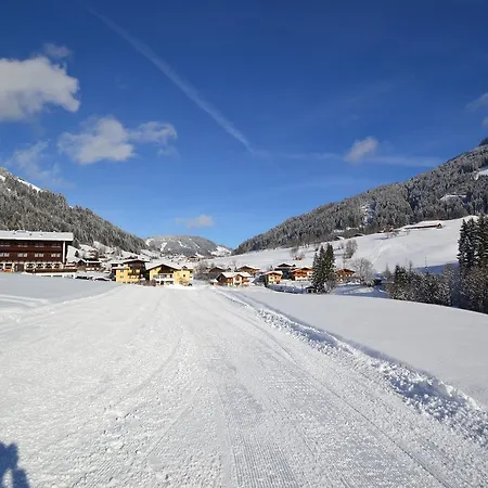 Jugendhotel Angerhof Og Oberau