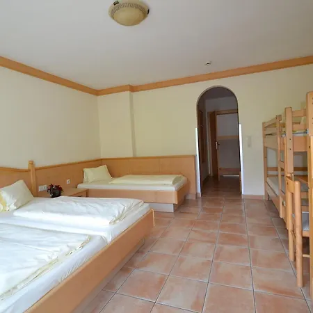 Jugendhotel Angerhof Og Hotel 3*