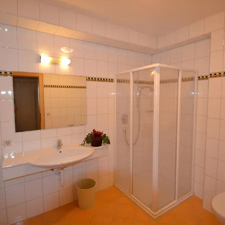 Jugendhotel Angerhof Og Hotel